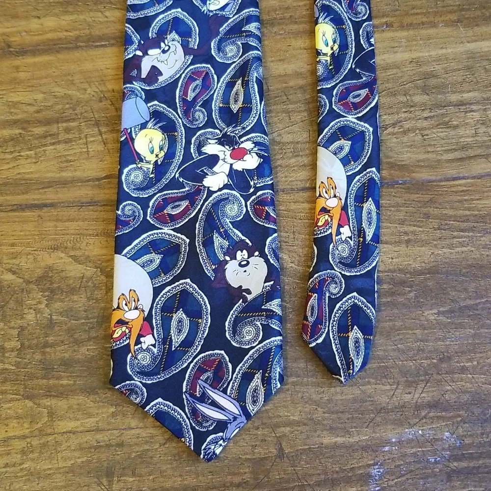 LOONEY TUNES TIE